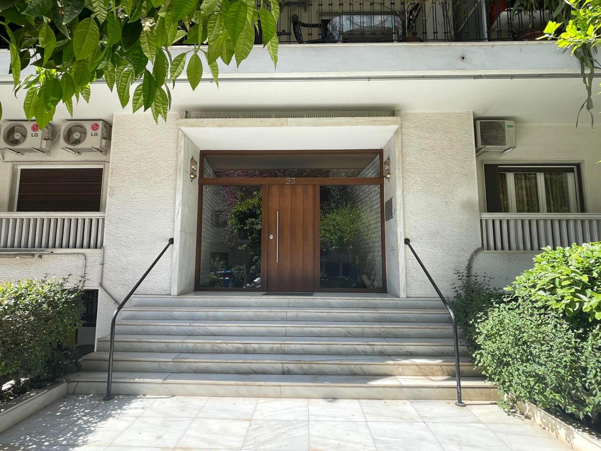The Business By Cloudkeys Apartment Athens